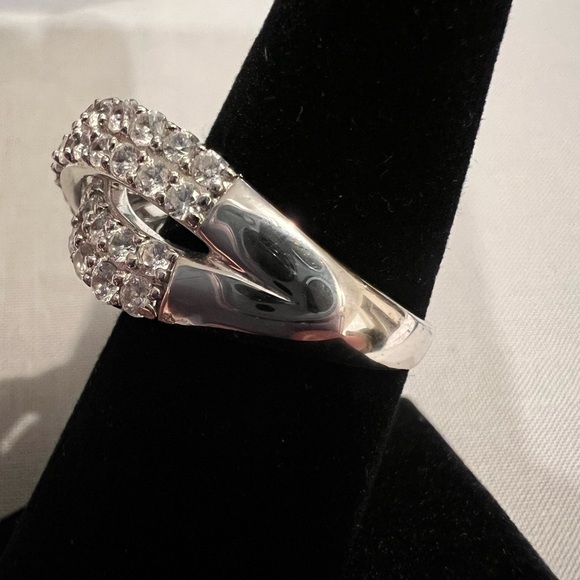 Victoria Wieck 2.89 Absolute Triple Overlay Pavé bridge band ring. - Picture 3 of 8